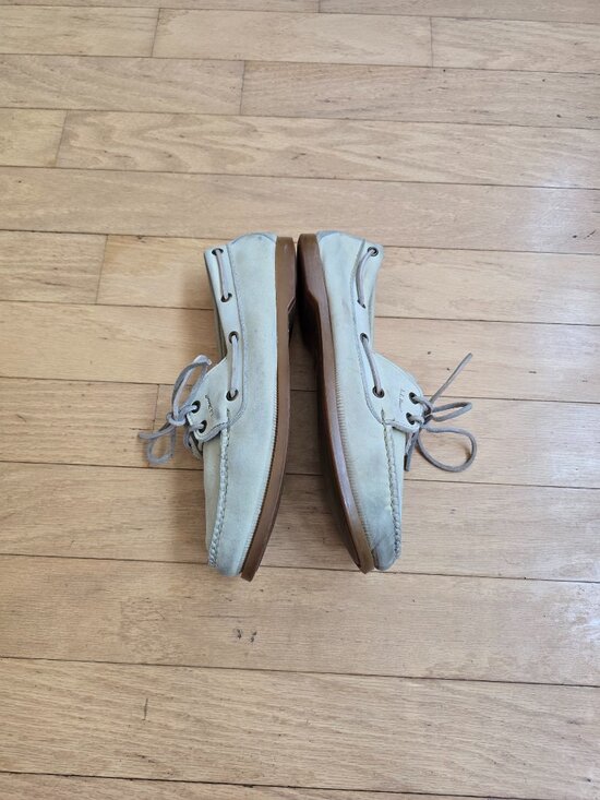 vintage 90\'s | L.L. Bean cream leather Vibram sole boat loafers | MENS 8.5 main image 9